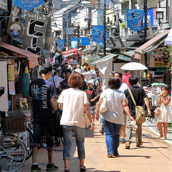 台東区の商店街 画像